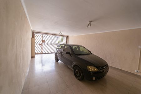 Casa à venda com 180m², 4 quartos e 2 vagasGaragem