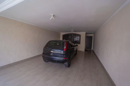 Casa à venda com 180m², 4 quartos e 2 vagasGaragem