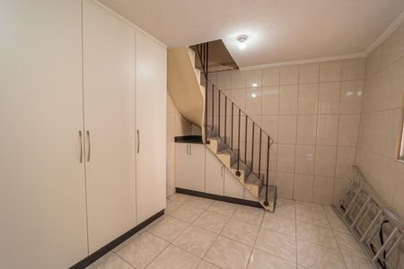 Casa à venda com 180m², 4 quartos e 2 vagasÁrea de Serviço