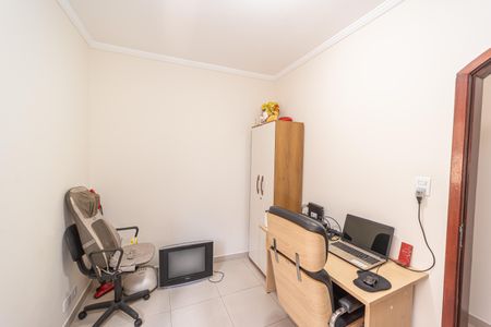 Casa à venda com 180m², 4 quartos e 2 vagasQuarto 2