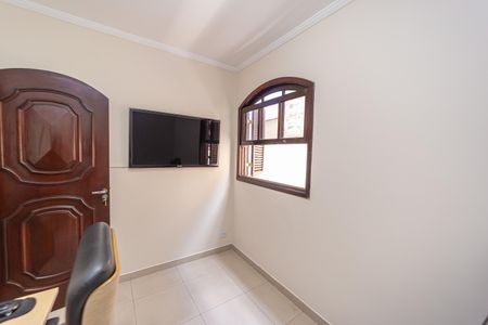 Casa à venda com 180m², 4 quartos e 2 vagasQuarto 2