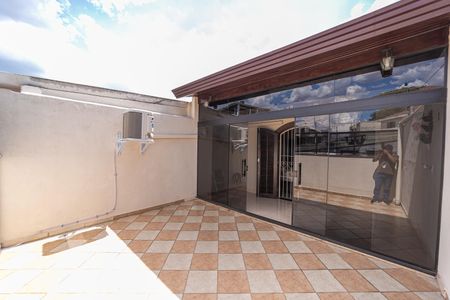 Casa à venda com 180m², 4 quartos e 2 vagasVaranda do Quarto 1