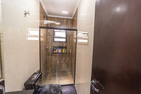 Casa à venda com 180m², 4 quartos e 2 vagasBanheiro do Quarto 1