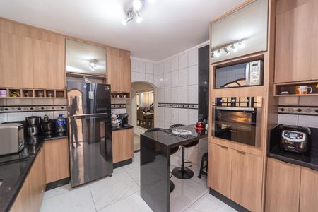 Casa à venda com 180m², 4 quartos e 2 vagasCozinha