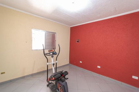 Casa à venda com 180m², 4 quartos e 2 vagasEdícula - Quarto 4