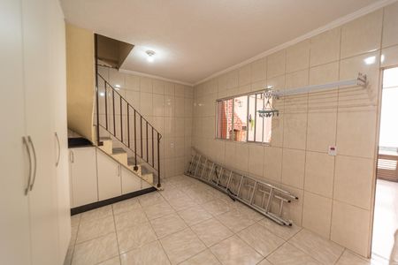 Casa à venda com 180m², 4 quartos e 2 vagasÁrea de Serviço