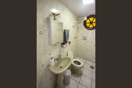 Casa à venda com 190m², 3 quartos e 1 vagaBanheiro Social 02