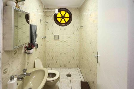 Casa à venda com 190m², 3 quartos e 1 vagaBanheiro Social 02