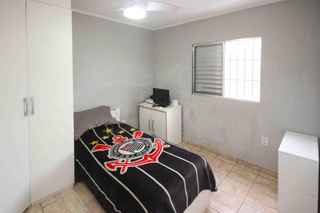 Casa à venda com 190m², 3 quartos e 1 vagaQuarto