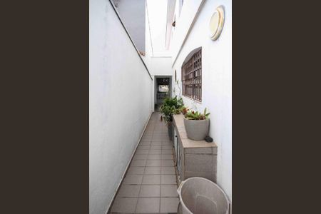 Casa à venda com 190m², 3 quartos e 1 vagaÁrea de Serviço