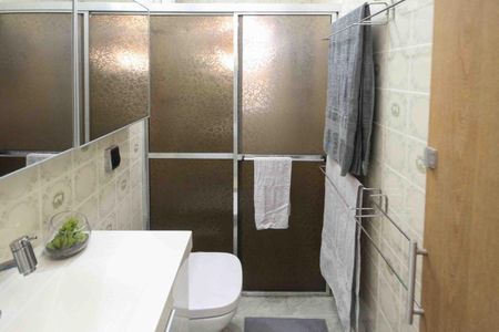 Casa à venda com 190m², 3 quartos e 1 vagaBanheiro