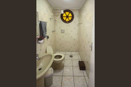 Casa à venda com 190m², 3 quartos e 1 vagaBanheiro Social 02