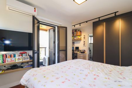 Apartamento à venda com 240m², 4 quartos e 4 vagasSuíte 1