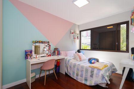 Apartamento à venda com 240m², 4 quartos e 4 vagasSuíte 4