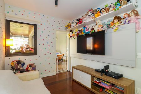 Apartamento à venda com 240m², 4 quartos e 4 vagasSala de TV