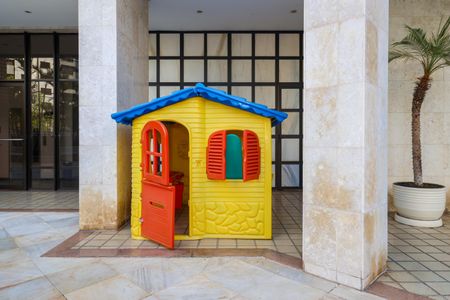 Apartamento à venda com 240m², 4 quartos e 4 vagasÁrea comum - Playground