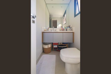 Apartamento à venda com 240m², 4 quartos e 4 vagasBanheiro da Suíte 3