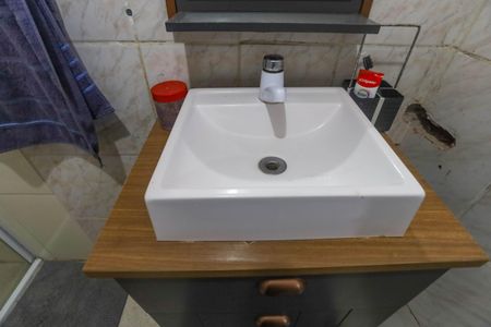 Casa à venda com 124m², 4 quartos e sem vagaCasa 1 - Banheiro 