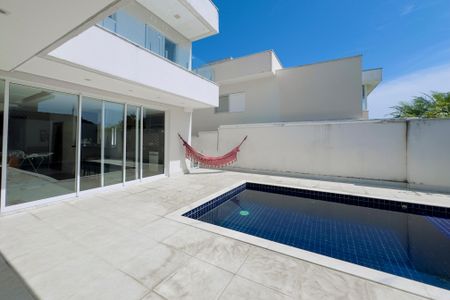 Casa de condomínio para alugar com 262m², 3 quartos e 2 vagasÁrea Externa