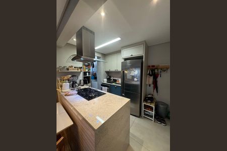 Apartamento à venda com 82m², 3 quartos e 2 vagas Apartamento à venda com 82m², 3 quartos e 2 vagasCozinha