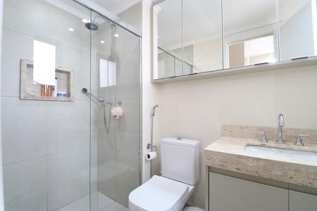 Apartamento à venda com 88m², 2 quartos e 2 vagasBanheiro da Suíte 2