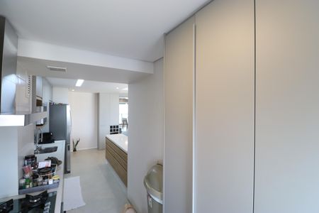 Apartamento à venda com 88m², 2 quartos e 2 vagasCozinha e Área de Serviço