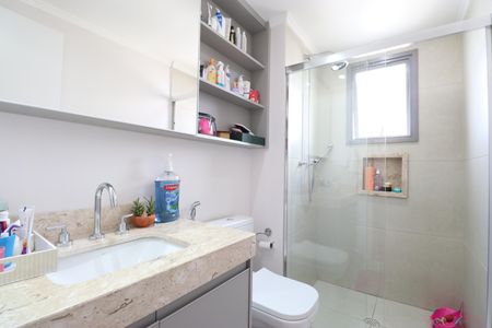 Apartamento à venda com 88m², 2 quartos e 2 vagasBanheiro da Suíte 1