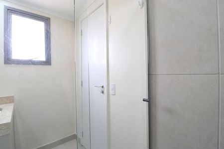 Apartamento à venda com 88m², 2 quartos e 2 vagasBanheiro da Suíte 2