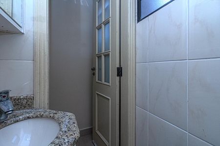 Casa à venda com 250m², 3 quartos e 4 vagasLavabo