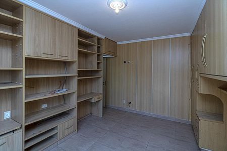 Casa à venda com 250m², 3 quartos e 4 vagasSuíte 1