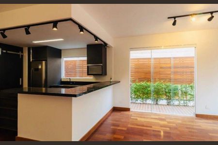 Casa à venda com 3 quartos, 300m² em Jardim Viana, São Paulo