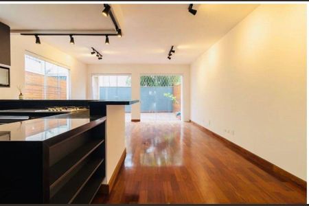 Casa à venda com 3 quartos, 300m² em Jardim Viana, São Paulo