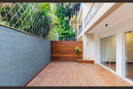 Casa à venda com 3 quartos, 300m² em Jardim Viana, São Paulo