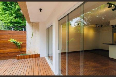 Casa à venda com 3 quartos, 300m² em Jardim Viana, São Paulo