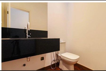 Casa à venda com 3 quartos, 300m² em Jardim Viana, São Paulo