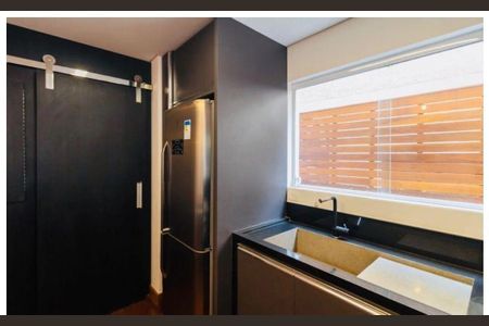 Casa à venda com 3 quartos, 300m² em Jardim Viana, São Paulo