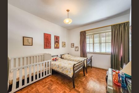 Casa à venda com 6 quartos, 399m² em Pacaembu, São Paulo