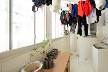 Apartamento à venda com 138m², 3 quartos e 2 vagasÁrea de Serviço