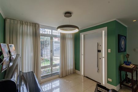 Casa à venda com 333m², 4 quartos e 4 vagasSala