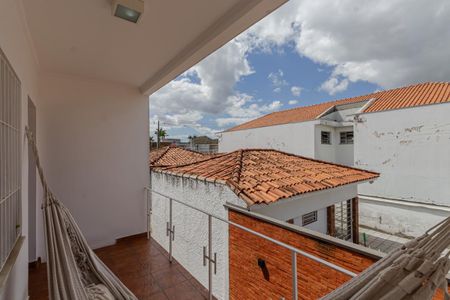 Casa à venda com 333m², 4 quartos e 4 vagasSacada do Quarto 1
