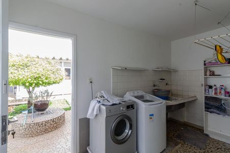 Casa à venda com 333m², 4 quartos e 4 vagasÁrea de Serviço