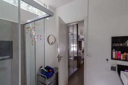 Casa à venda com 333m², 4 quartos e 4 vagasBanheiro da Suíte 1