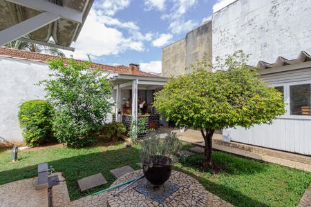 Casa à venda com 333m², 4 quartos e 4 vagasEdicula