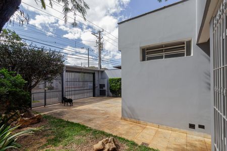 Casa à venda com 333m², 4 quartos e 4 vagasGaragem