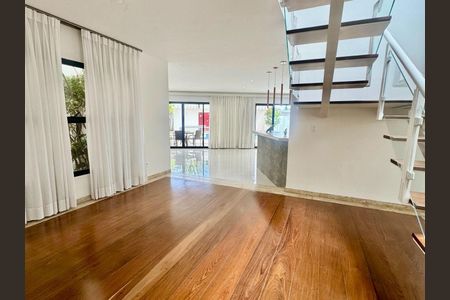Casa à venda com 4 quartos, 420m² em Residencial Dez (Alphaville), Santana de Parnaíba