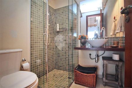 Apartamento à venda com 3 quartos, 165m² em Santa Cecilia, São Paulo