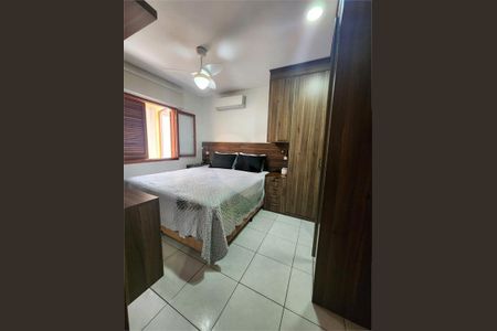 Casa à venda com 3 quartos, 150m² em Vila Gomes, São Paulo