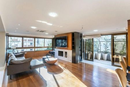 Apartamento à venda com 3 quartos, 277m² em Rio Branco, Porto Alegre