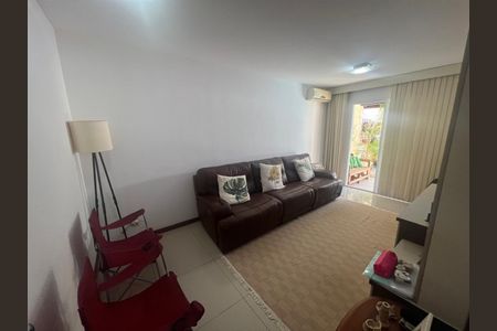 Casa à venda com 4 quartos, 280m² em Piratininga, Niterói