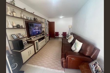 Casa à venda com 4 quartos, 280m² em Piratininga, Niterói